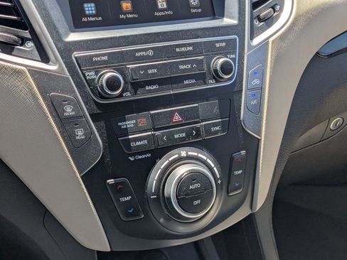 Used 2017 Hyundai Santa Fe Sport w/ 2.4L Value Package 06 AWD/4WD image 26