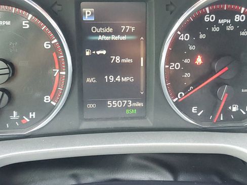 Used 2018 Toyota RAV4 SE w/ Power Extra Value Package image 17