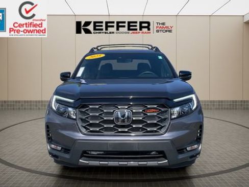 Used 2025 Honda Ridgeline TrailSport image 8