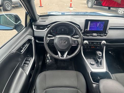 Used 2024 Toyota RAV4 SE w/ Convenience Package AWD/4WD image 13