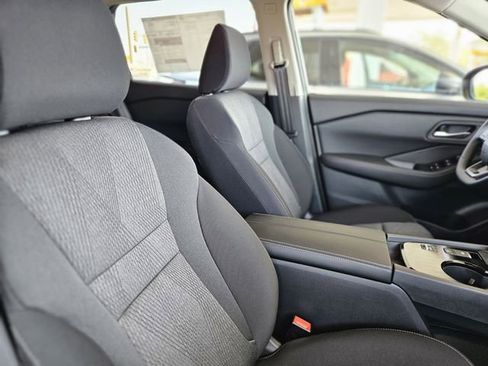 New 2026 Nissan Rogue SV FWD image 13