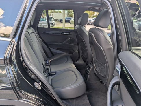 Used 2021 BMW X1 sDrive28i image 14