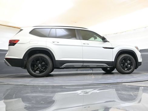 New 2026 Volkswagen Atlas Peak Edition AWD/4WD image 46