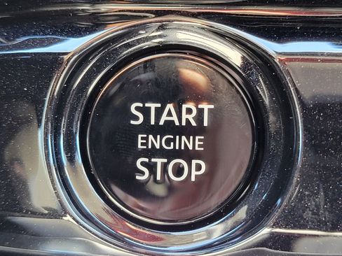 New 2025 Nissan Pathfinder SL image 27