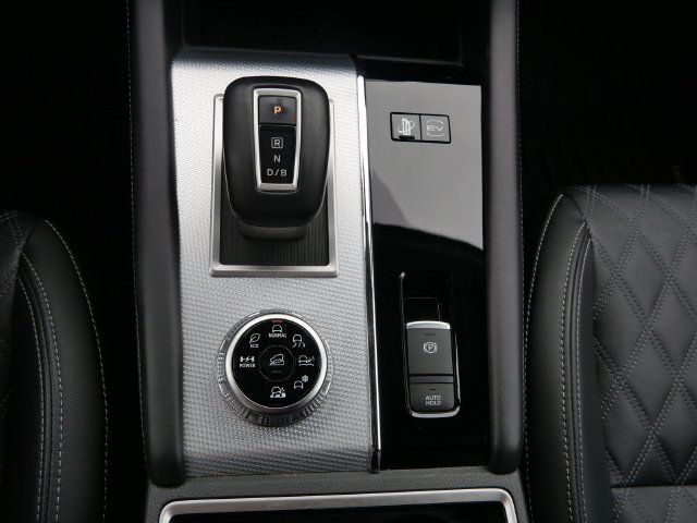 Used 2024 Mitsubishi Outlander SEL Black Edition AWD/4WD image 25