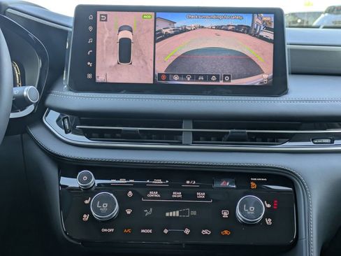 New 2026 INFINITI QX60 Luxe w/ Family Package image 20