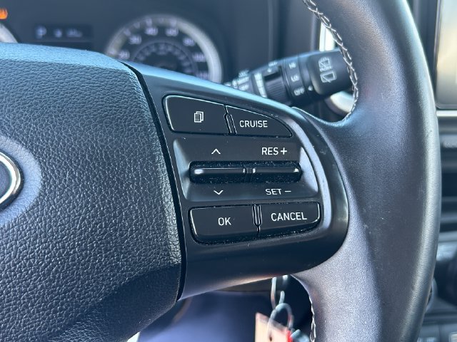 Used 2022 Hyundai Venue SEL FWD image 14
