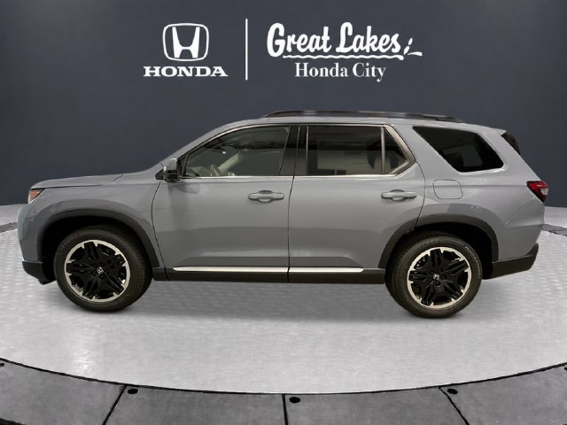 New 2026 Honda Pilot Touring image 2