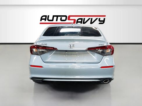 Used 2025 Honda Civic Sport image 6
