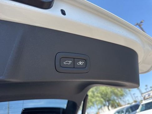New 2026 Volvo XC40 B5 Plus w/ Climate Package AWD/4WD image 8