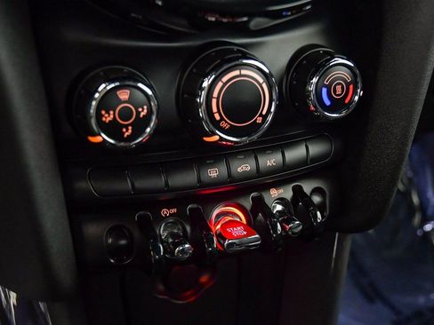 Used 2022 MINI Cooper Convertible image 23