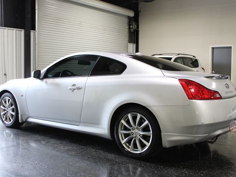 Used 2014 INFINITI Q60 Journey w/ Premium Package RWD image 5