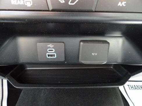 Used 2024 Ford F250 XLT AWD/4WD image 30
