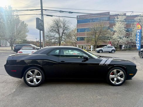 Used 2013 Dodge Challenger R/T RWD image 6