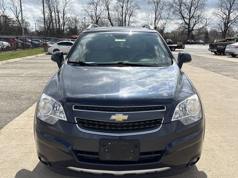 Used 2014 Chevrolet Captiva Sport LTZ image 2