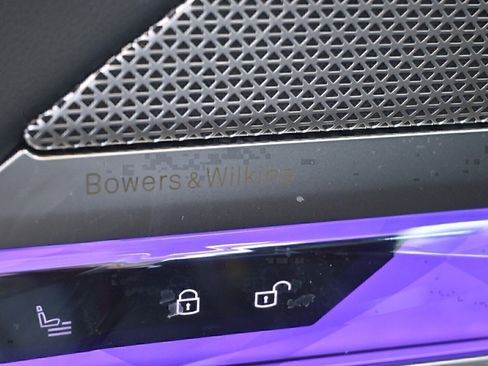 Certified 2024 BMW i7 eDrive50 w/ M Sport Package RWD image 15