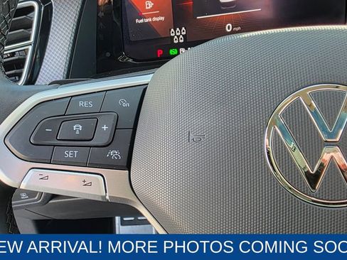 Used 2024 Volkswagen Atlas Peak Edition SE image 16