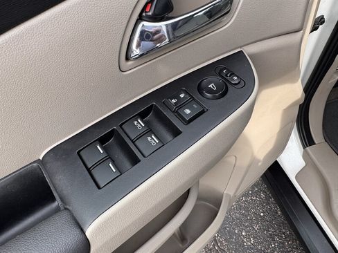 Used 2016 Honda Odyssey EX-L image 12