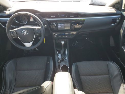 Used 2016 Toyota Corolla L image 12