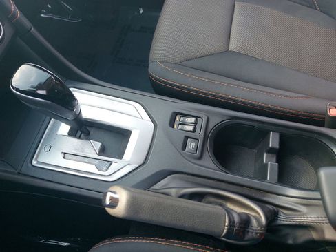 Used 2020 Subaru Crosstrek 2.0i Premium image 23