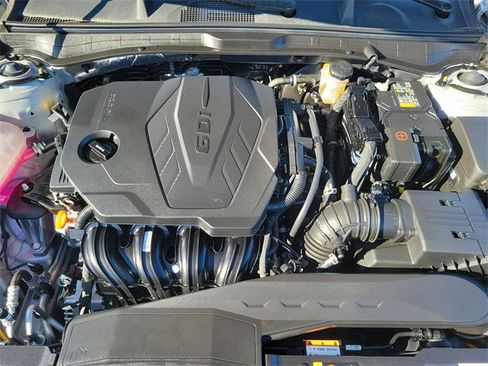 Used 2025 Hyundai Sonata SE image 25