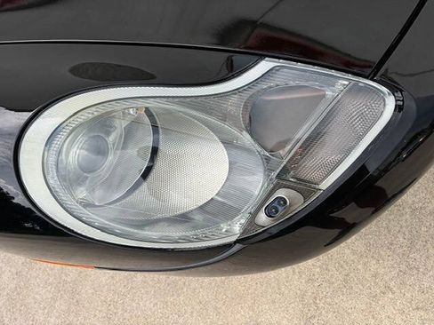 Used 2001 Porsche 911 Cabriolet image 30