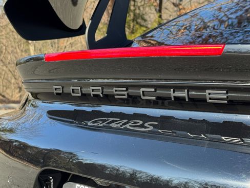 Used 2025 Porsche 718 Cayman GT4 RS image 26