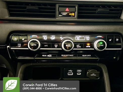 Used 2023 Honda Pilot Elite image 9