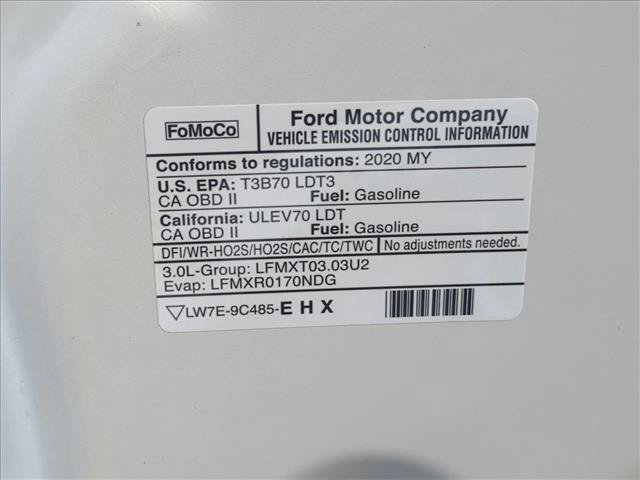 Used 2020 Ford Explorer Platinum w/ Premium Technology Package AWD/4WD image 29