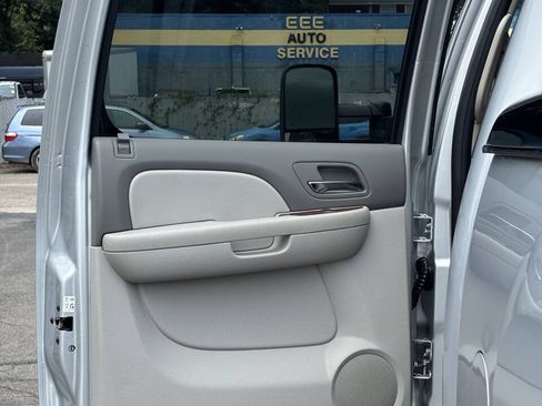 Used 2012 Chevrolet Silverado 2500 LTZ w/ LTZ Plus Package AWD/4WD image 14