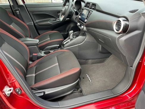 Used 2025 Nissan Versa SR w/ Trunk Package image 22