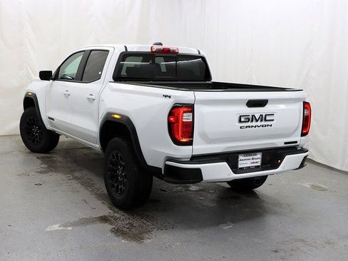 New 2026 GMC Canyon Elevation w/ Convenience Package image 9
