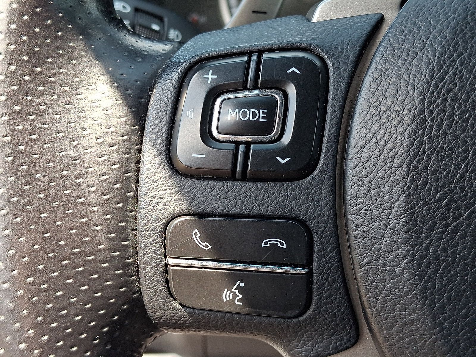 Used 2018 Lexus NX 300 F Sport w/ F Sport Premium Package AWD/4WD image 21