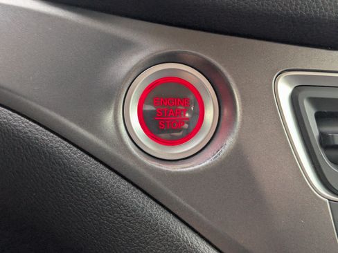 Used 2019 Honda Pilot EX-L image 18