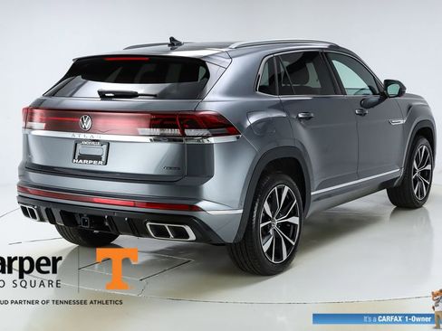 Used 2025 Volkswagen Atlas Cross Sport SEL Premium R-Line image 48