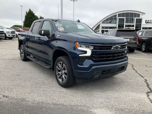 Used 2022 Chevrolet Silverado 1500 RST w/ RST All Star Premium Package AWD/4WD image 3
