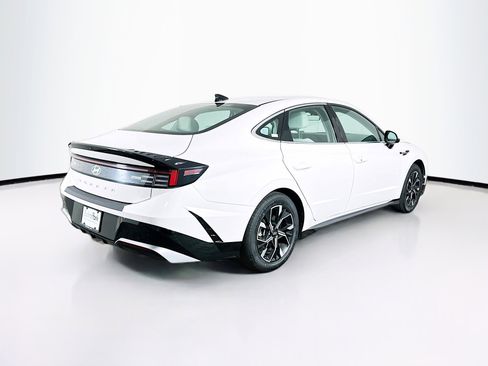 Used 2024 Hyundai Sonata SEL FWD image 9