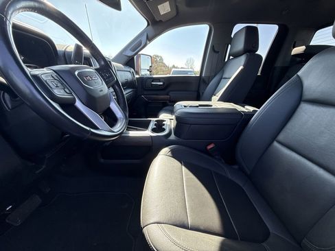 Certified 2022 GMC Sierra 2500 SLT w/ SLT Preferred Package image 15