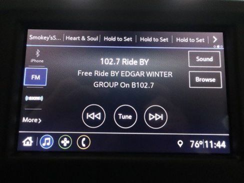 Used 2019 Chevrolet Equinox LT FWD image 14