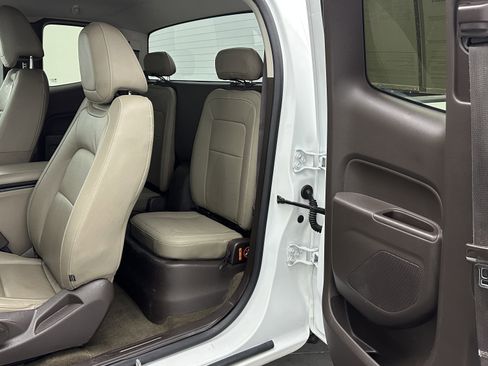 Used 2015 GMC Canyon SLT image 15