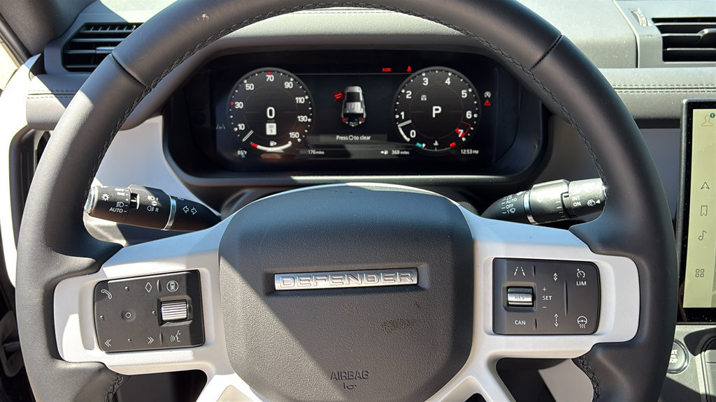 New 2026 Land Rover Defender 110 X-Dynamic SE AWD/4WD image 14