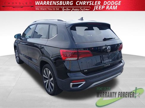 Used 2024 Volkswagen Taos SE FWD image 6