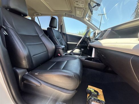 Used 2014 Toyota RAV4 XLE FWD image 17