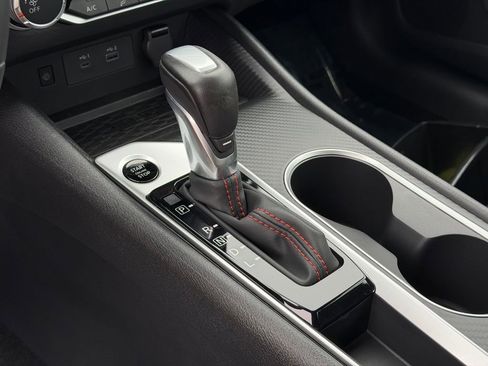 New 2026 Nissan Altima 2.5 SR FWD image 30