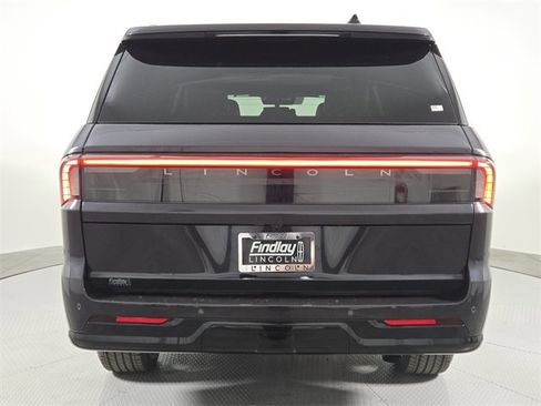 New 2025 Lincoln Navigator L Reserve w/ Jet Appearance Package image 5