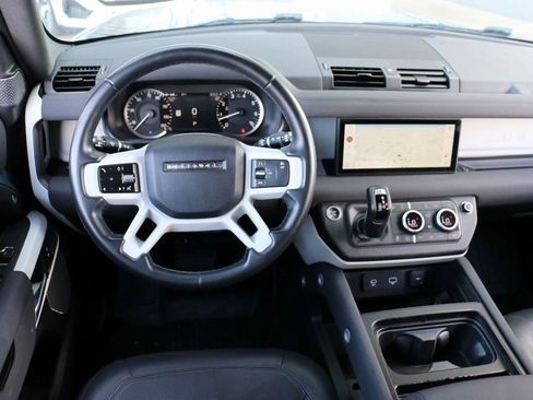 Used 2023 Land Rover Defender 110 S image 23