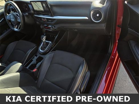Certified 2024 Kia Forte GT-Line image 7