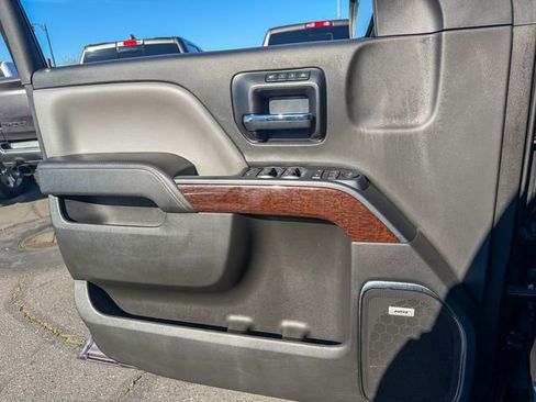 Used 2014 GMC Sierra 1500 SLT w/ SLT Crew Cab Value Package image 17