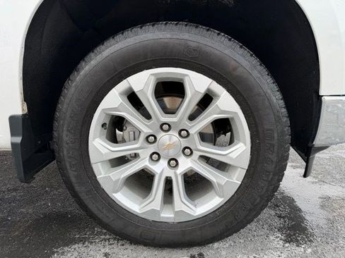 Used 2023 Chevrolet Silverado 1500 LTZ w/ LTZ Premium Package image 24