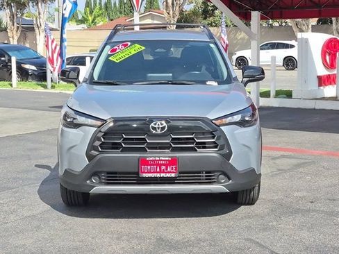 Used 2026 Toyota Corolla Cross LE FWD image 2